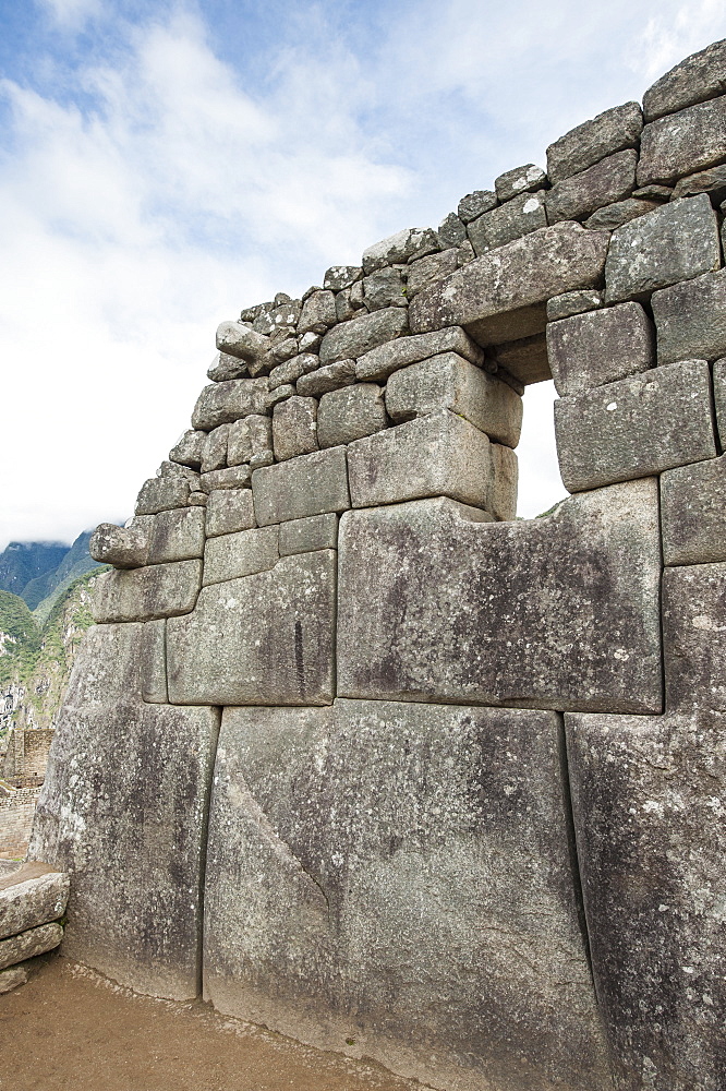 Machu Picchu, UNESCO World Heritage Site, near Aguas Calientes, Peru, South America