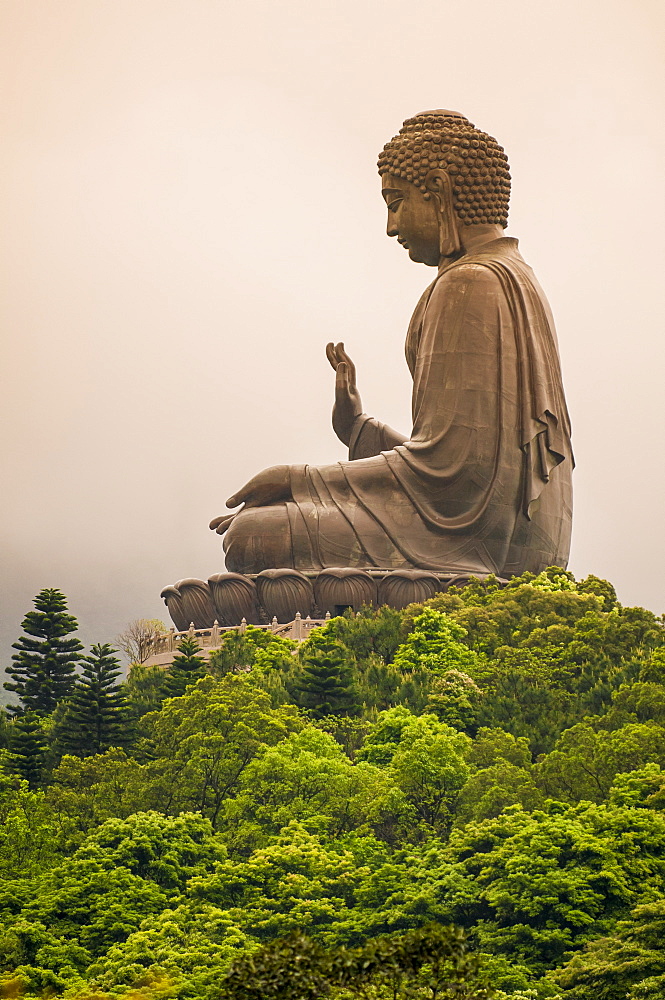 Tian Tan (Altar of Heaven), The Big Buddha and Po Lin Monastery, Lantau Island, Hong Kong, China, Asia