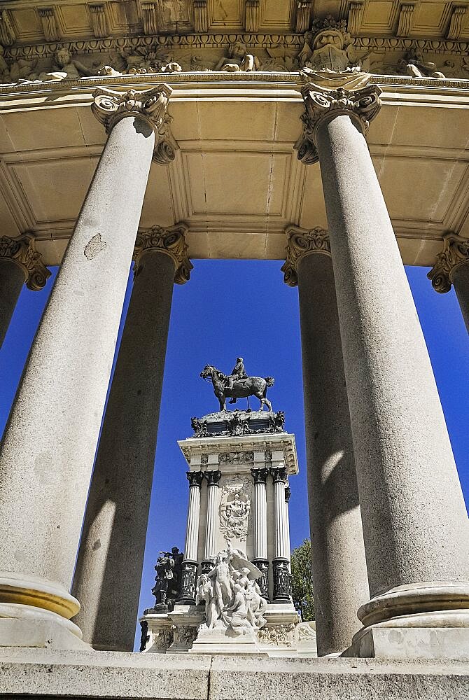 Spain, Madrid, Monument to King Alfonso XII in Parque El Buen Retiro.