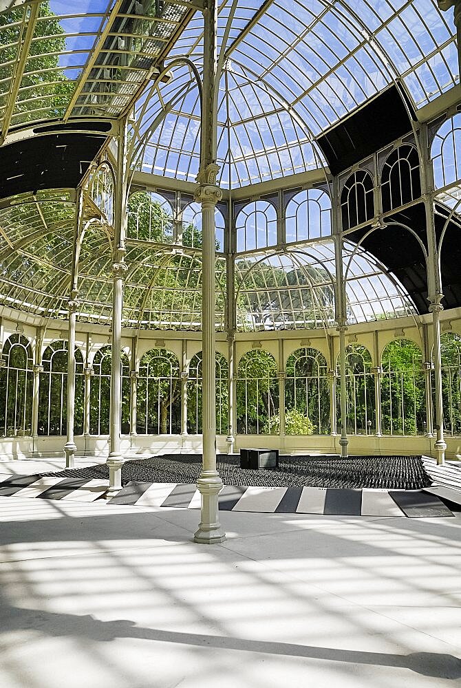 Spain, Madrid, Palacio de Cristal in Parque El Buen Retiro.