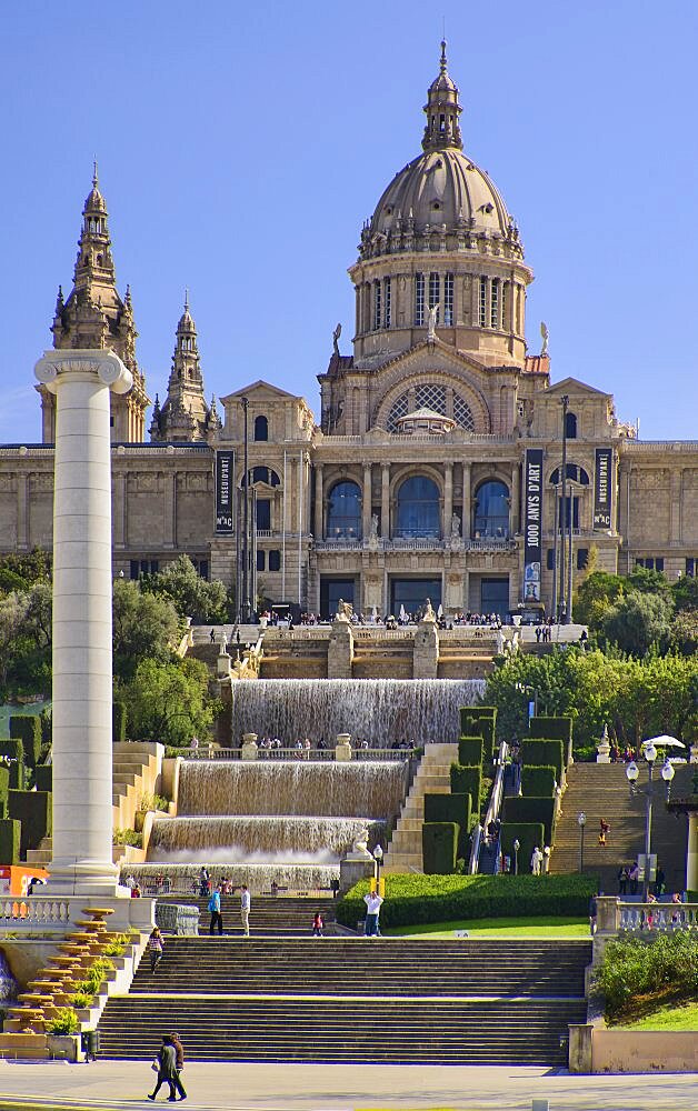 Spain, Catalunya, Barcelona, Montjuic, View of the central area of the Palau Nacional which was built for the 1929 International Exhibition in Barcelona and now houses the National Art Museum of Catalonia.