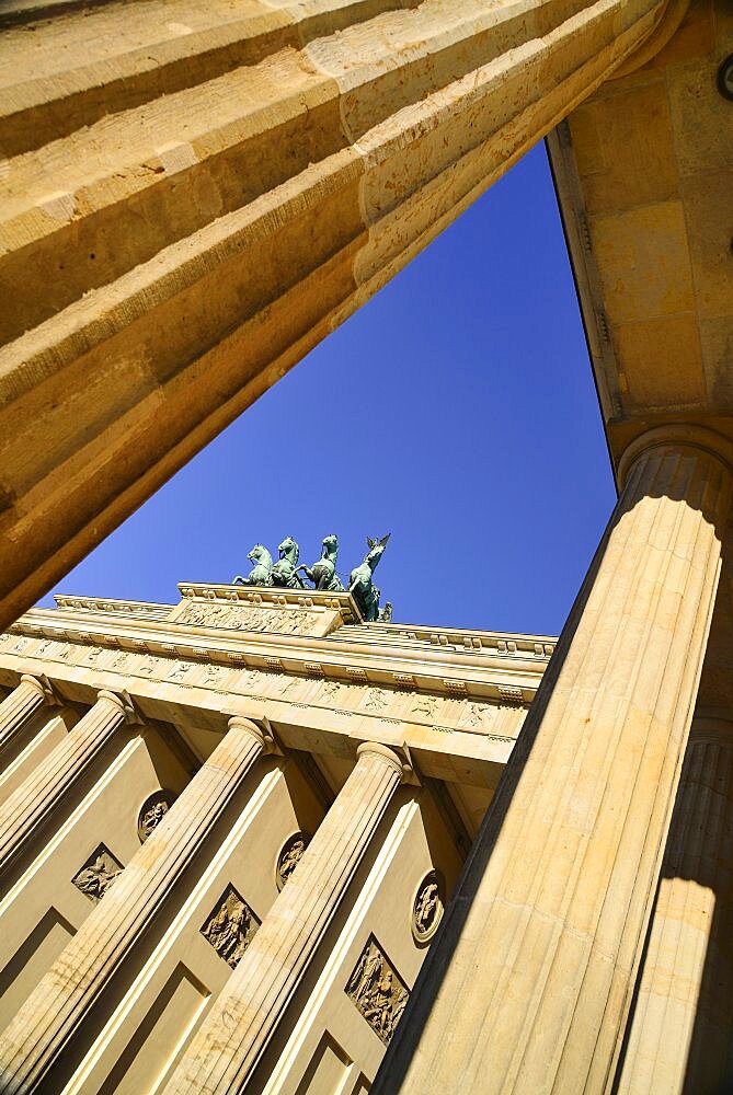 Germany, Berlin, Angular view of the Brandenburg Gate viewed through side columns.