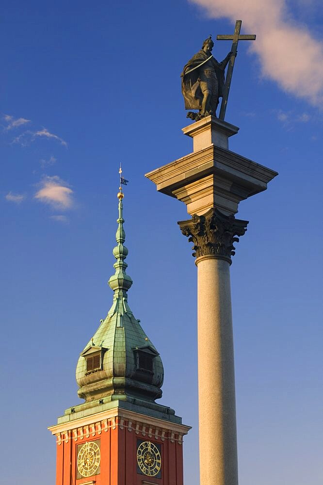 POLAND  Warsaw Detail of the Monument to Sigismund III in Plac Zamkowy  Castle Square with the Royal Castle behind with clocks on the tower. Tourism Travel Holidays Eastern Europe