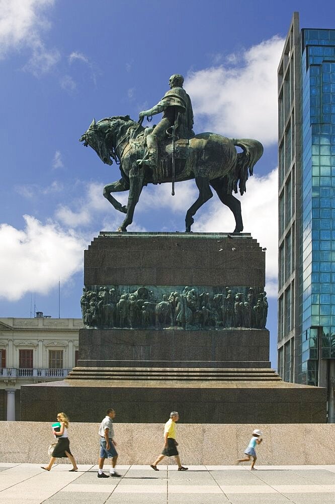 URUGUAY  Montevideo Statue of Jose G Artigas that stands on top of his mausoleum in Plaza Independencia. Jon Hicks. Uruguay Latin America South America Travel Tourism Holidays Montevideo Statue Urban Artigas American Hispanic Latino