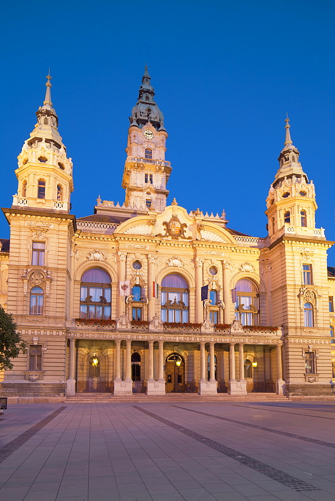 City Hall at dusk, Gyor, Western Transdanubia, Hungary, Europe