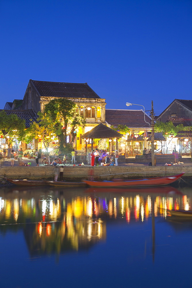 Hoi An at dusk, Hoi An, UNESCO World Heritage Site, Quang Nam, Vietnam, Indochina, Southeast Asia, Asia