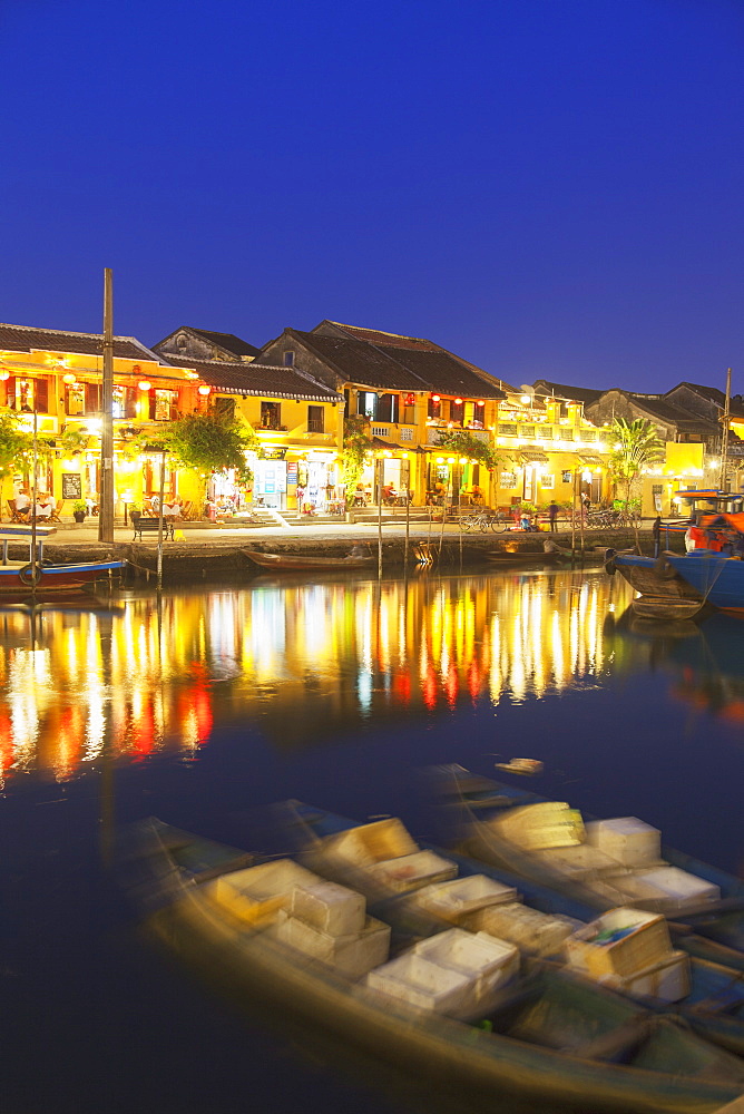 Hoi An at dusk, Hoi An, UNESCO World Heritage Site, Quang Nam, Vietnam, Indochina, Southeast Asia, Asia