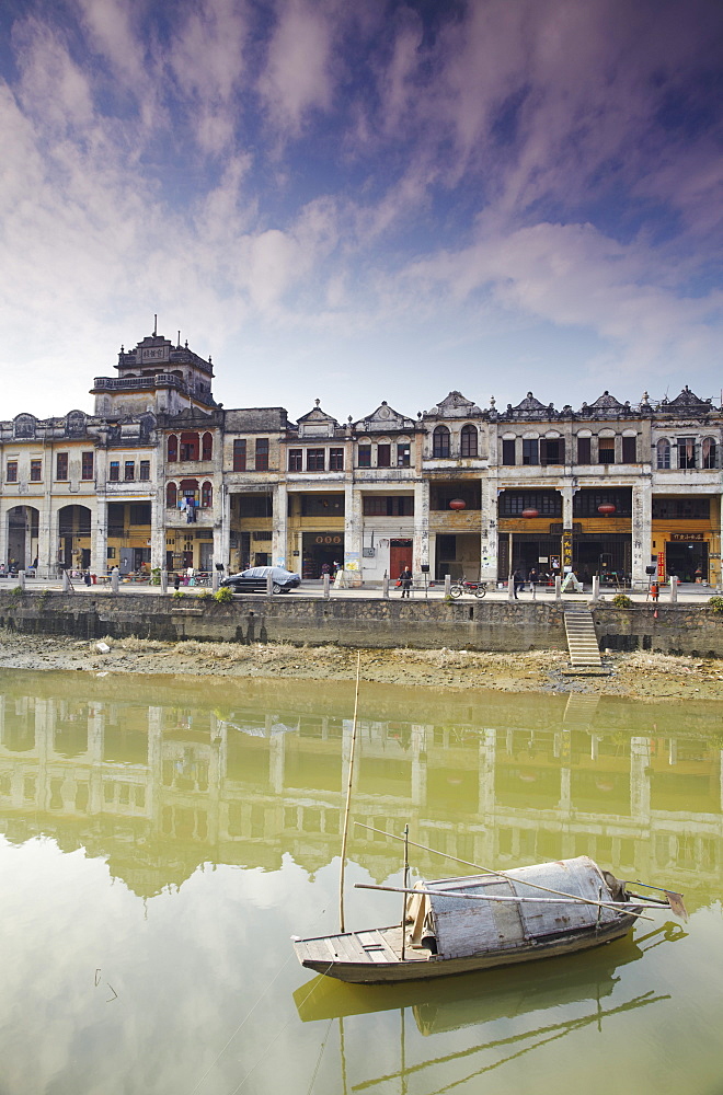 Colonial architecture along riverfront, Chikanzhen, Guangdong, Guangdong, China, Asia