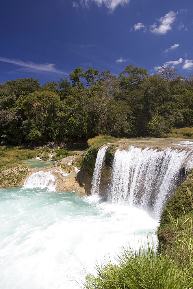 Rio Santo Domingo, Centro Ecoturistico Las Nubes, Chiapas, Mexico, North America