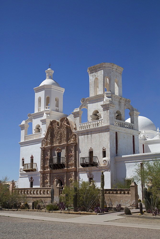 San Xavier del Bac Mission, founded in 1692, National Historic Landmark, Tohono O'odham San Xavier Indian Reservation, Arizona, United States of America, North America