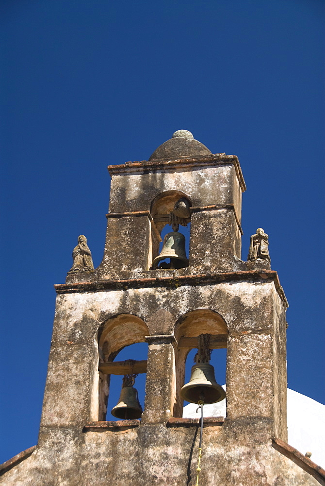 El Humilladero (The Place of Humiliation), the oldest church in Patzcuaro, built in the ealy 17th century, Patzcuaro, Michoacan, Mexico, North America