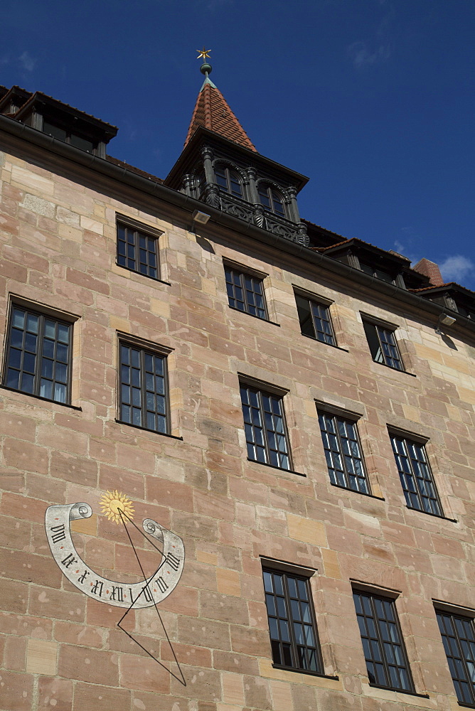 Building with a sun dial, Old Town, Nuremberg, Bavaria, Germany, Europe