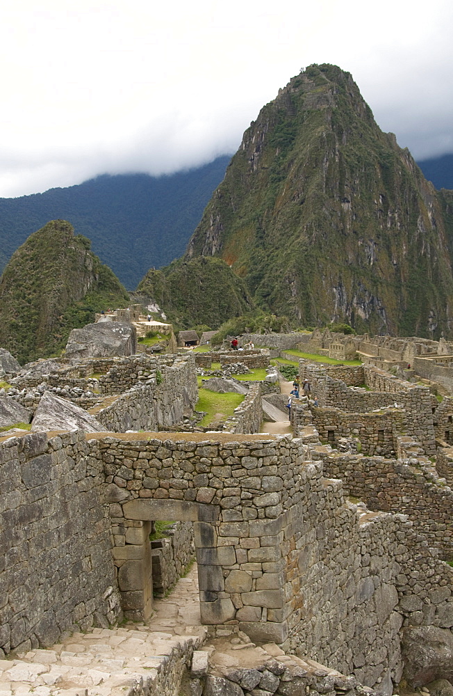 Ancient doorway to the city, Machu Picchu, UNESCO World Heritage Site, Peru, South America