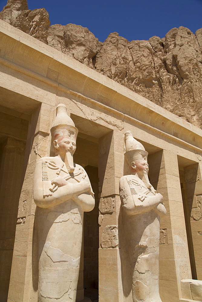 Statues of Osiris, Deir-el-Bahri (Hatshepsut's Temple), West Bank, Thebes, UNESCO World Heritage Site, Egypt, North Africa, Africa