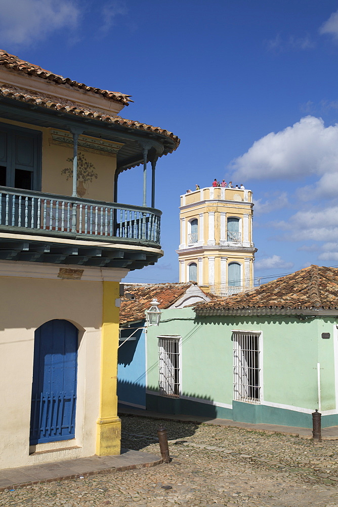 Universal Benito Ortiz Galeria on left, Palacio Cantero on right, Trinidad, UNESCO World Heritage Site, Sancti Spiritus, Cuba, West Indies, Central America