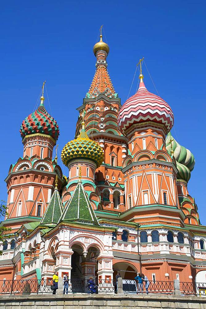 St. Basil's Cathedral, Red Square, UNESCO World Heritage Site, Moscow, Russia, Europe