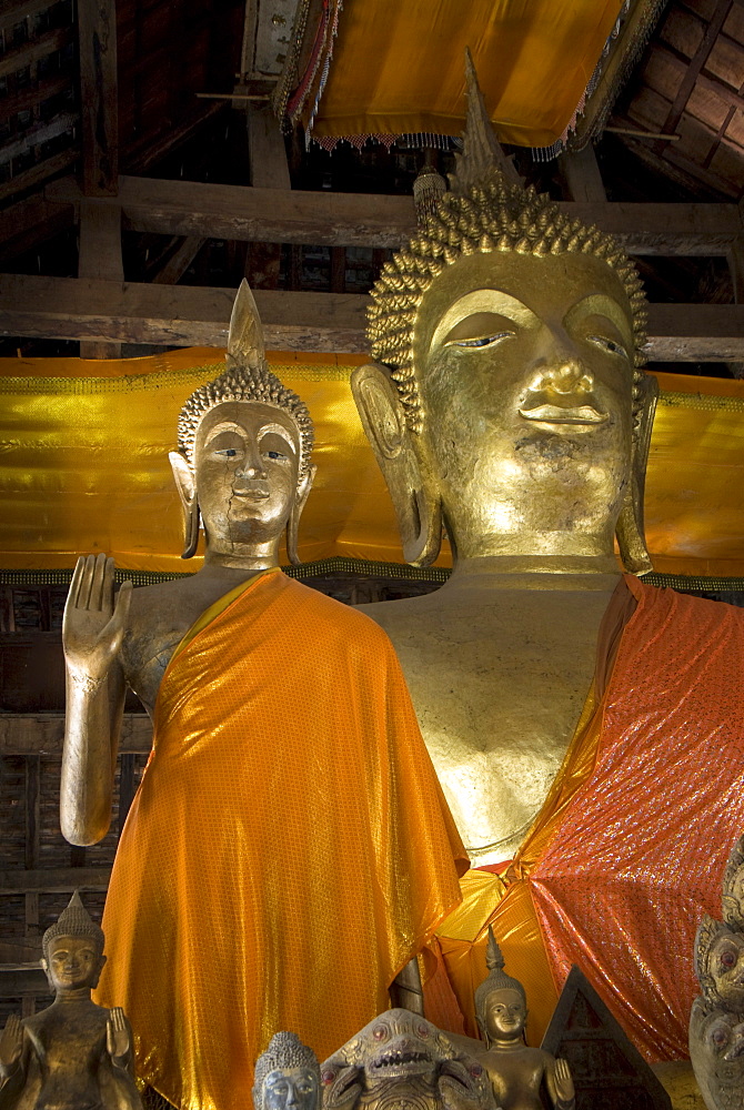 Buddha statues, Wat Visoun, Luang Prabang, Laos, Indochina, Southeast Asia, Asia