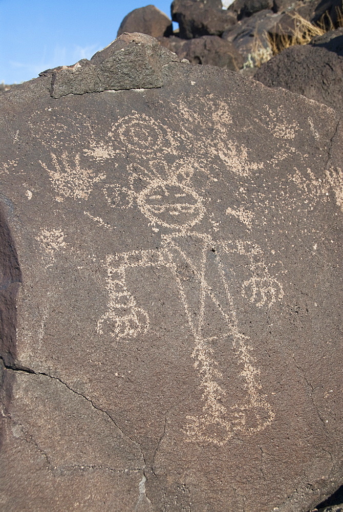 Petroglyph National Monument, petroglyphs carved into volcanic rock by American Indians 400 to 700 years ago, New Mexico, United States of America, North America