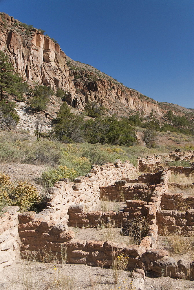 Kasha-Katuwe Tent Rock National Monument, 14th and 15th century dwellings, New Mexico, United States of America, North America 