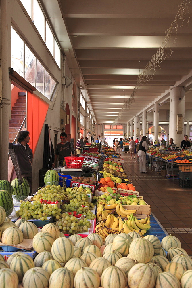 Marche Forville (Forville Market), Cannes, Alpes Maritimes, Cote d'Azur, French Riviera, Provence, France, Europe