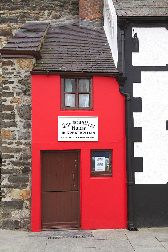 Smallest house in Great Britain, Conwy, North Wales, Wales, United Kingdom, Europe