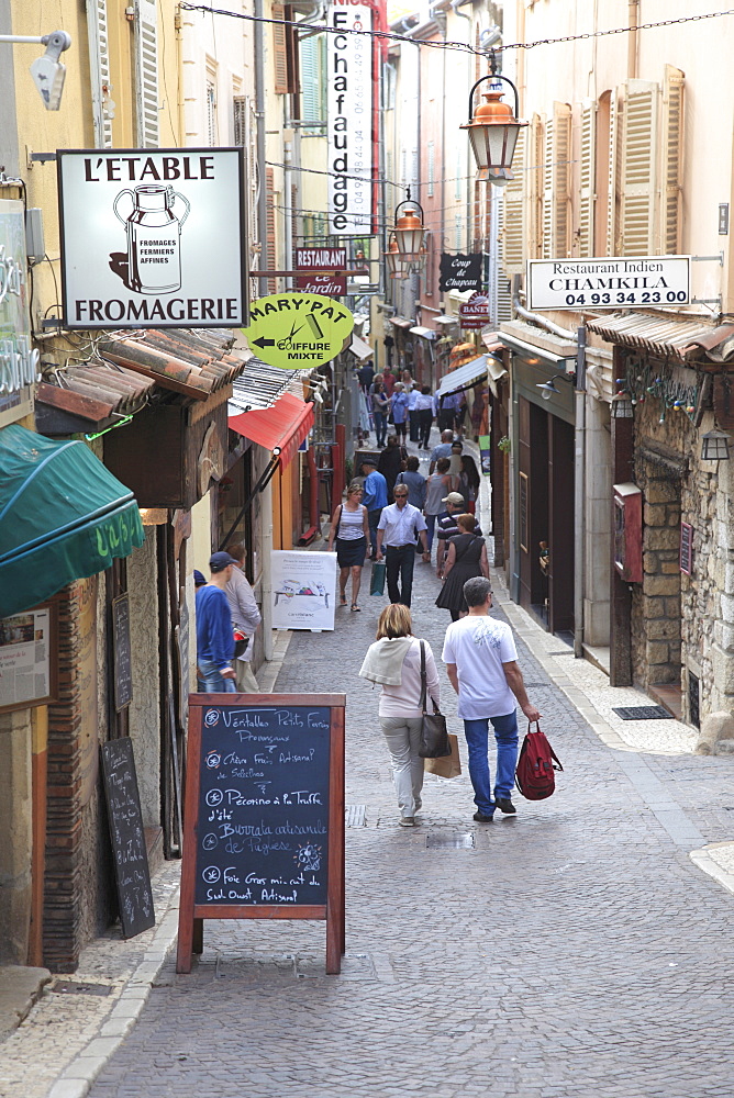 Old Town, Vieil Antibes, Antibes, Alpes-Maritimes, Cote d'Azur, French Riviera, Provence, France, Europe