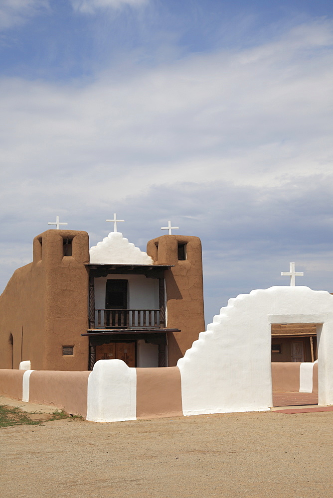 San Geronimo Chapel, Church, Taos Pueblo, UNESCO World Heritage Site, Taos, New Mexico, United States of America, North America