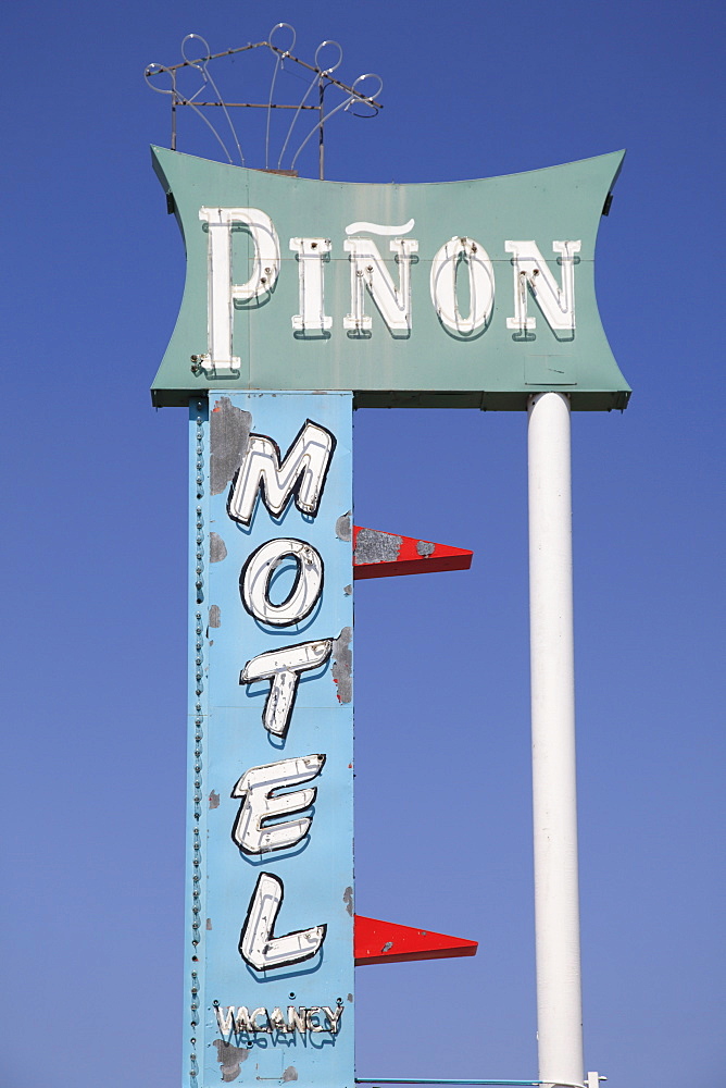 Motel, Retro Sign, Route 66, Central Avenue, Albuquerque, New Mexico, United States of America, North America