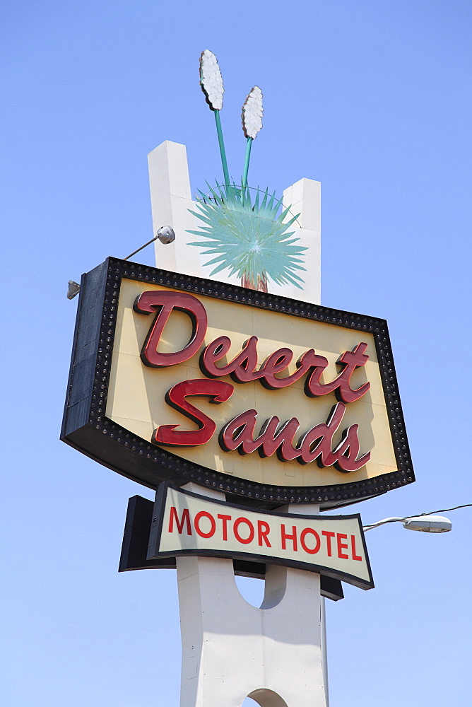 Motel, Retro Sign, Route 66, Central Avenue, Albuquerque, New Mexico, United States of America, North America