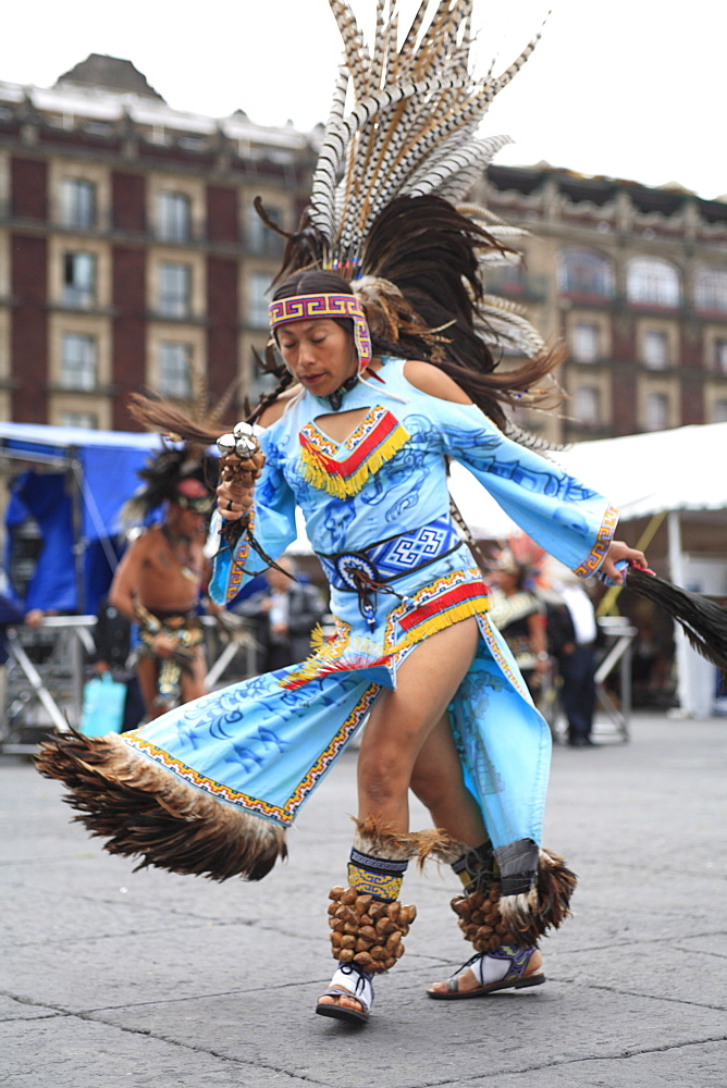 Aztec dancers, Zocalo, Plaza de la Constitucion, Mexico City, Mexico, North America