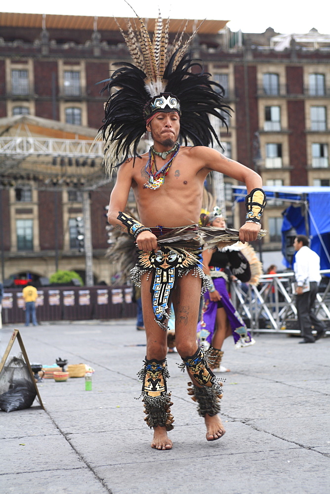 Aztec dancers, Zocalo, Plaza de la Constitucion, Mexico City, Mexico, North America