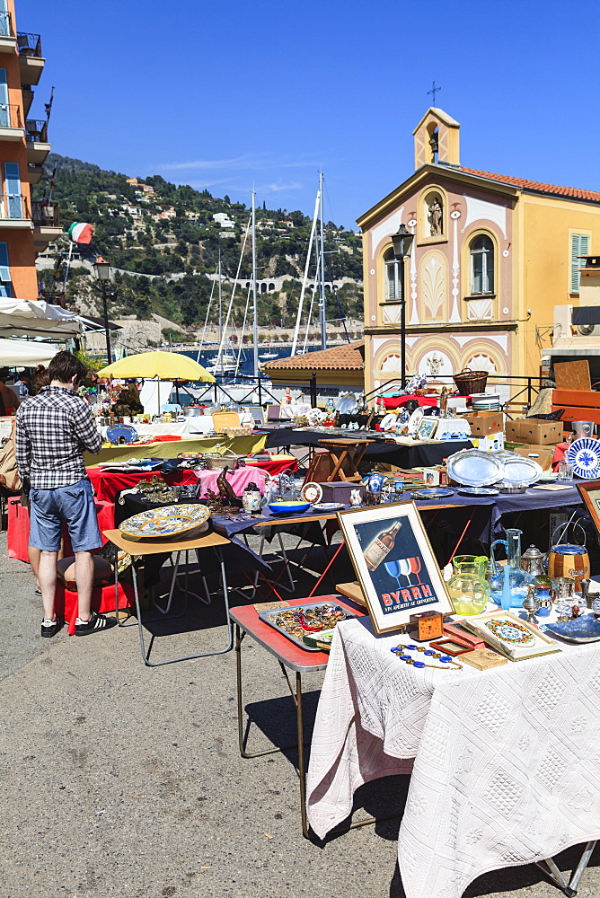 Antique and bric-a-brac market, Villefranche-sur-Mer, Alpes Maritimes, Provence, Cote d'Azur, French Riviera, France, Europe