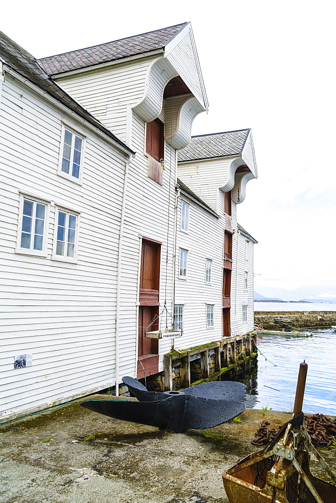 19th century warehouses, now housing the Fisheries Museum, Fiskerimusee, Alesund, Norway, Scandinavia, Europe