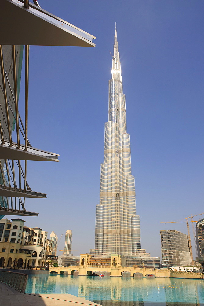 Burj Khalifa, formerly the Burj Dubai (Dubai Tower), the tallest tower in the world at 818m, Downtown Burj Dubai, Dubai, United Arab Emirates, Middle East