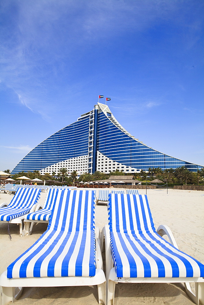 Jumeirah Beach Hotel, Jumeirah Beach, Dubai, United Arab Emirates, Middle East