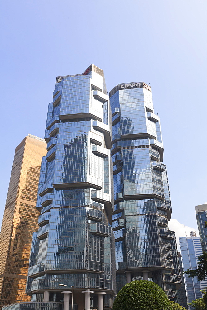 Lippo Centre, also known as the Koala Tree as the walls resemble koalas climbing a tree, Hong Kong, China, Asia