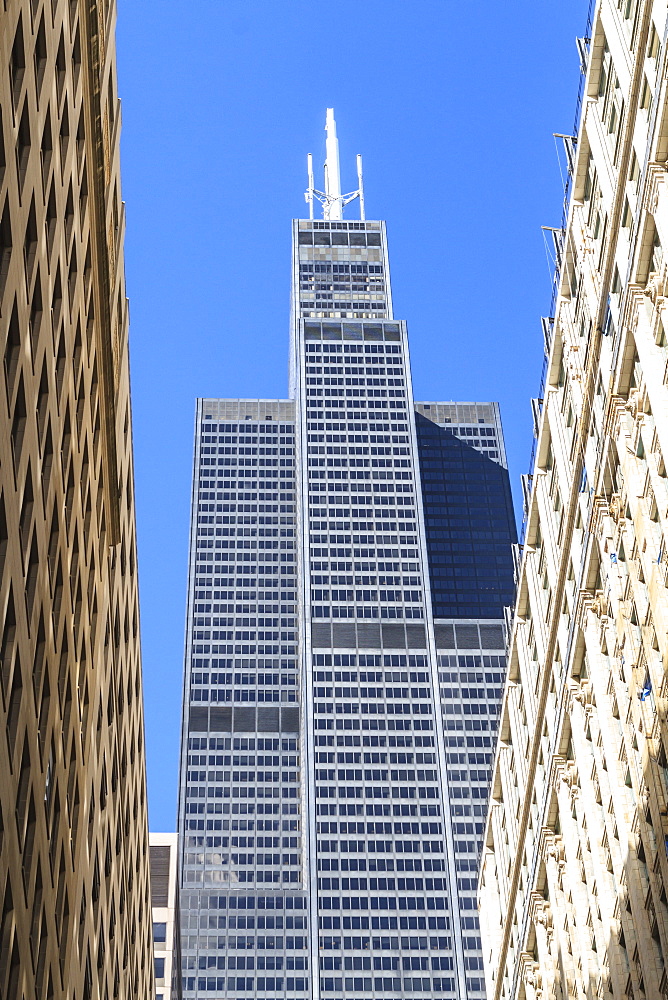 Willis Tower, formerly the Sears Tower, completed in 1973, at the time it was the tallest building in the world, Chicago, Illinois, United States of America, North America 