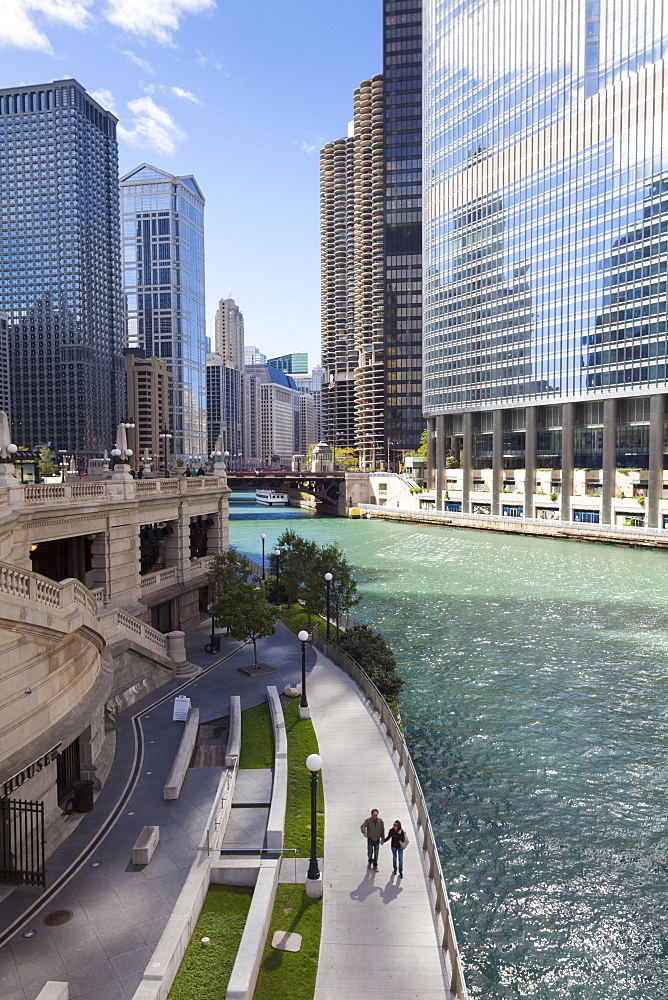 Glass towers along the Chicago River, Chicago, Illinois, United States of America, North America 