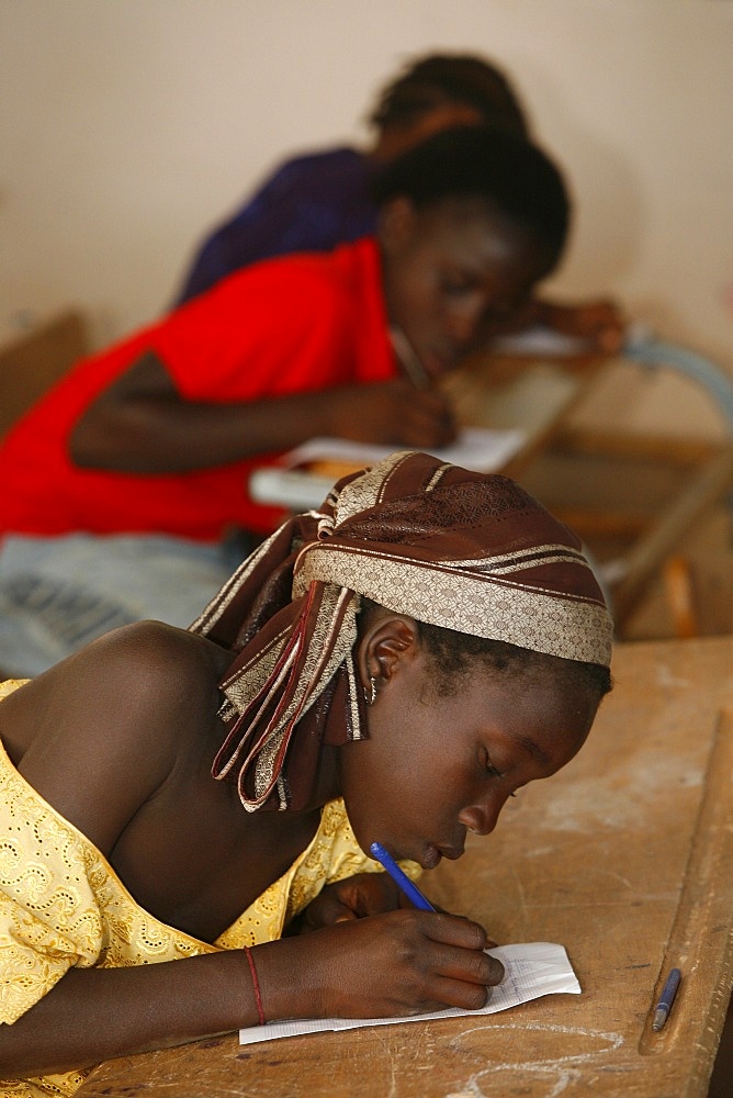 Schoolchildren, Garage-Bentenier, Thies, Senegal, West Africa, Africa