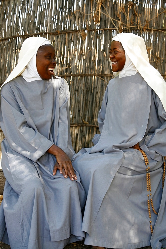 African nuns, Popenguine, Thies, Senegal, West Africa, Africa