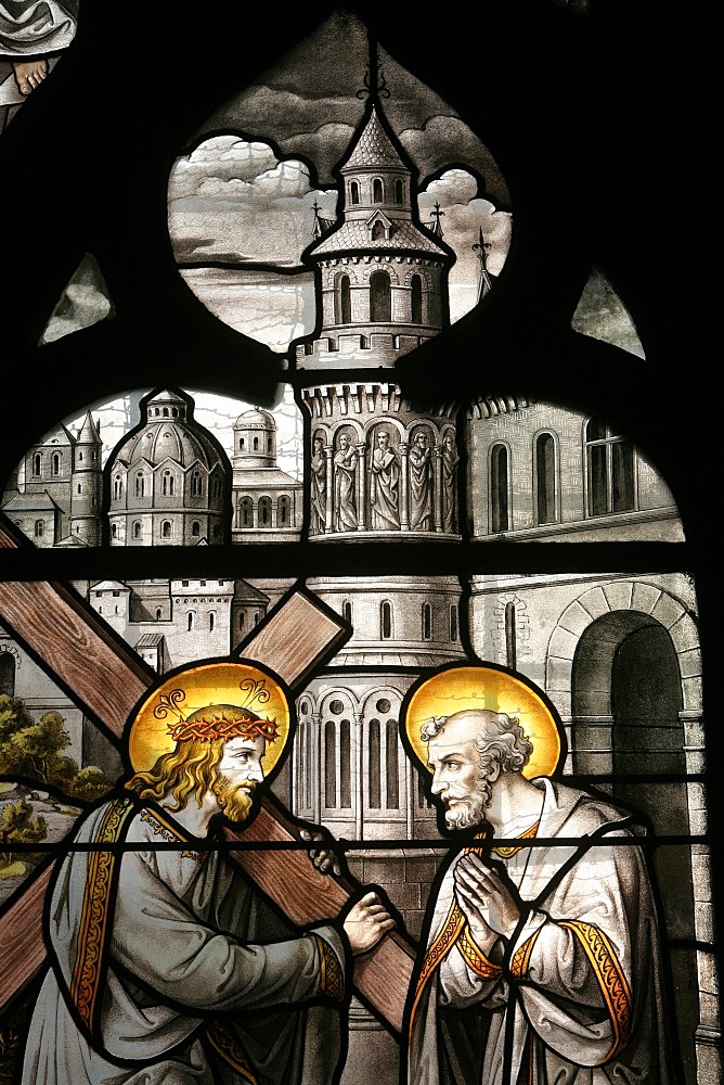 Stained glass window depicting Jesus and St. Peter, Notre Dame de Beaune church, Beaune, Cote d'Or, Burgundy, France, Europe