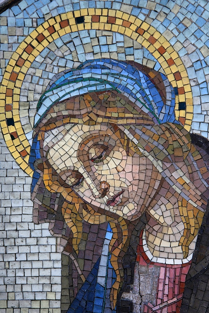 Mosaic of the Virgin Mary, Milano Monumental Cemetery, Milan, Lombardy, Italy, Europe