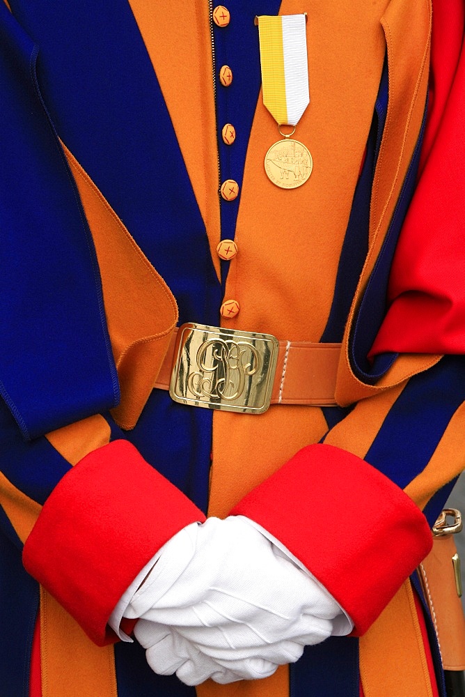 Swiss Guard's uniform, Vatican, Rome, Lazio, Italy, Europe