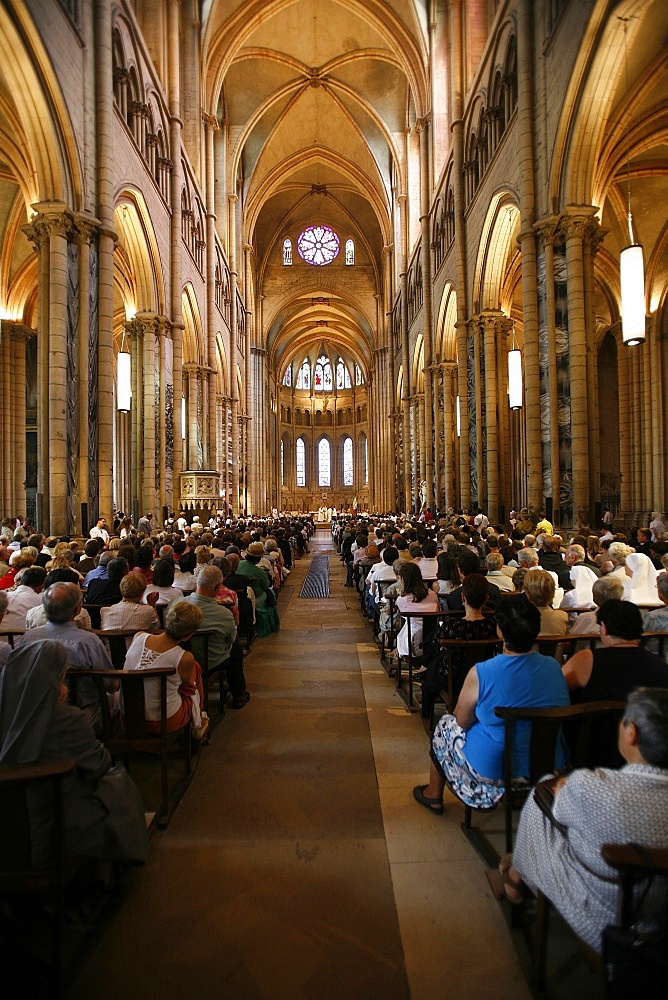 Mass in Saint-Jean cathedral, Lyon, Rhone, France, Europe