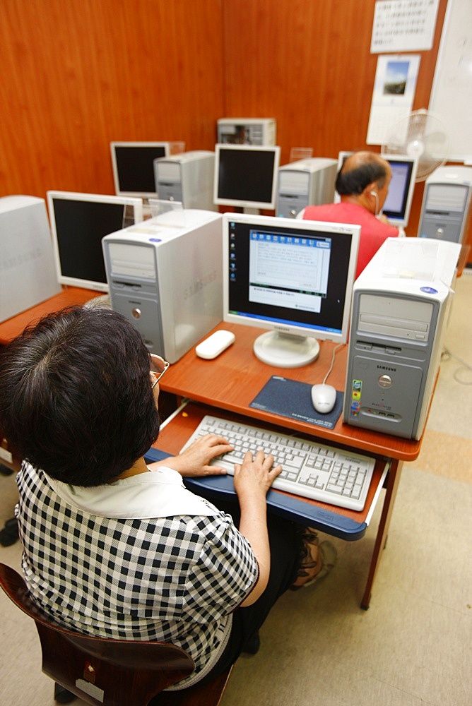 Computer training in Migrant support center run by Presbyterians, Seoul, South Korea, Asia