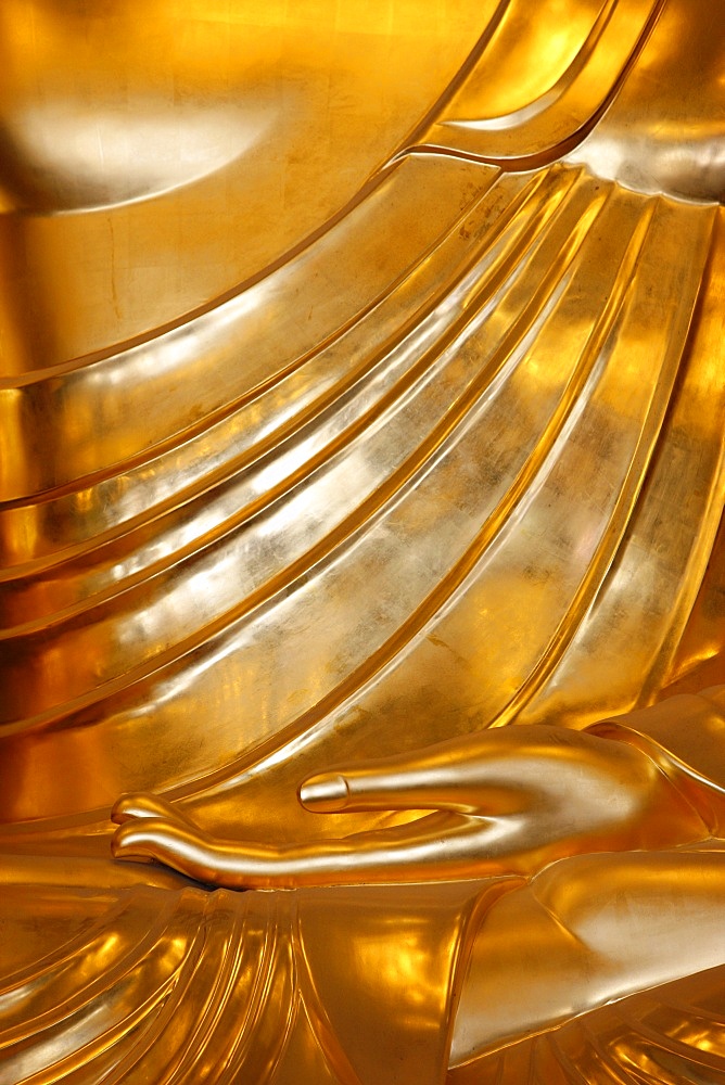 Sakyamuni Buddha, Main Hall, Jogyesa Temple, Seoul, South Korea, Asia