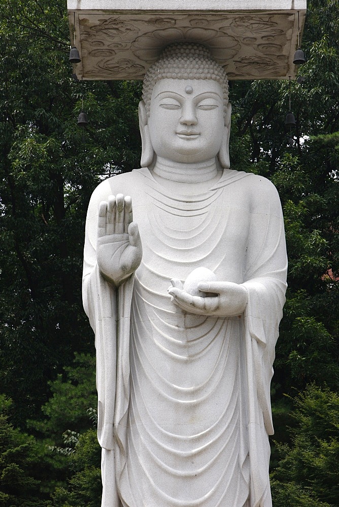 Statue of Maitreya, Buddha of the Future, Bongeunsa temple, Seoul, South Korea, Asia