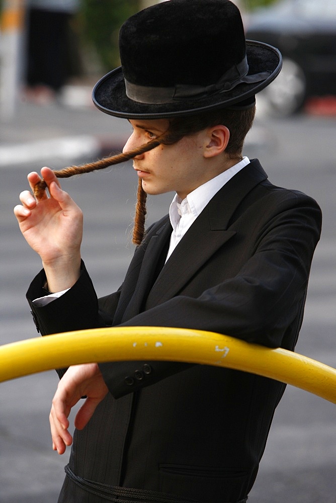 Orthodox Jew in Bnei Brak, Israel, Middle East