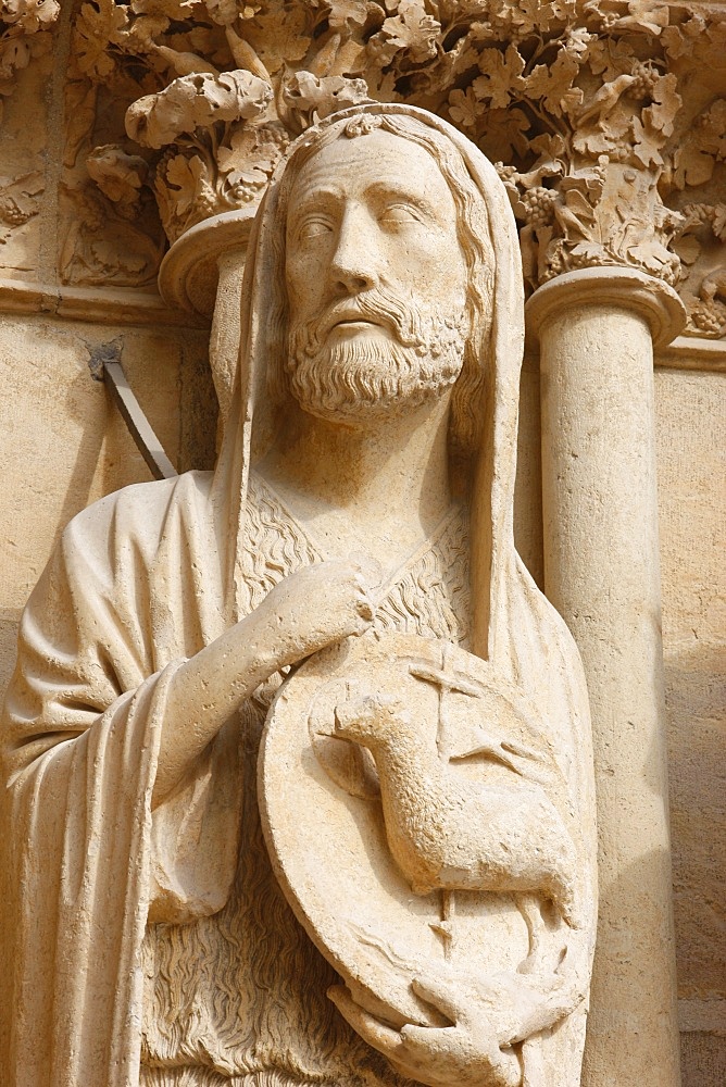 John the Baptist, west front, Reims cathedral, UNESCO World Heritage Site, Reims, Marne, France, Europe