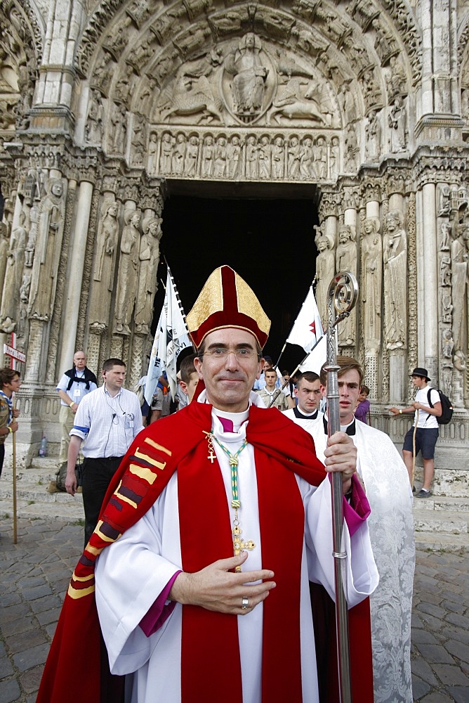 Bishop Michel Pansard, traditionalist Catholic pilgrimage, Mass in Chartres Cathedral, Chartres, Eure-et-Loir, France, Europe